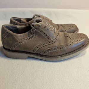 G.H. Bass & Co. Tan Oxford Shoes with Brogue Detailing, Men's Size 7.5